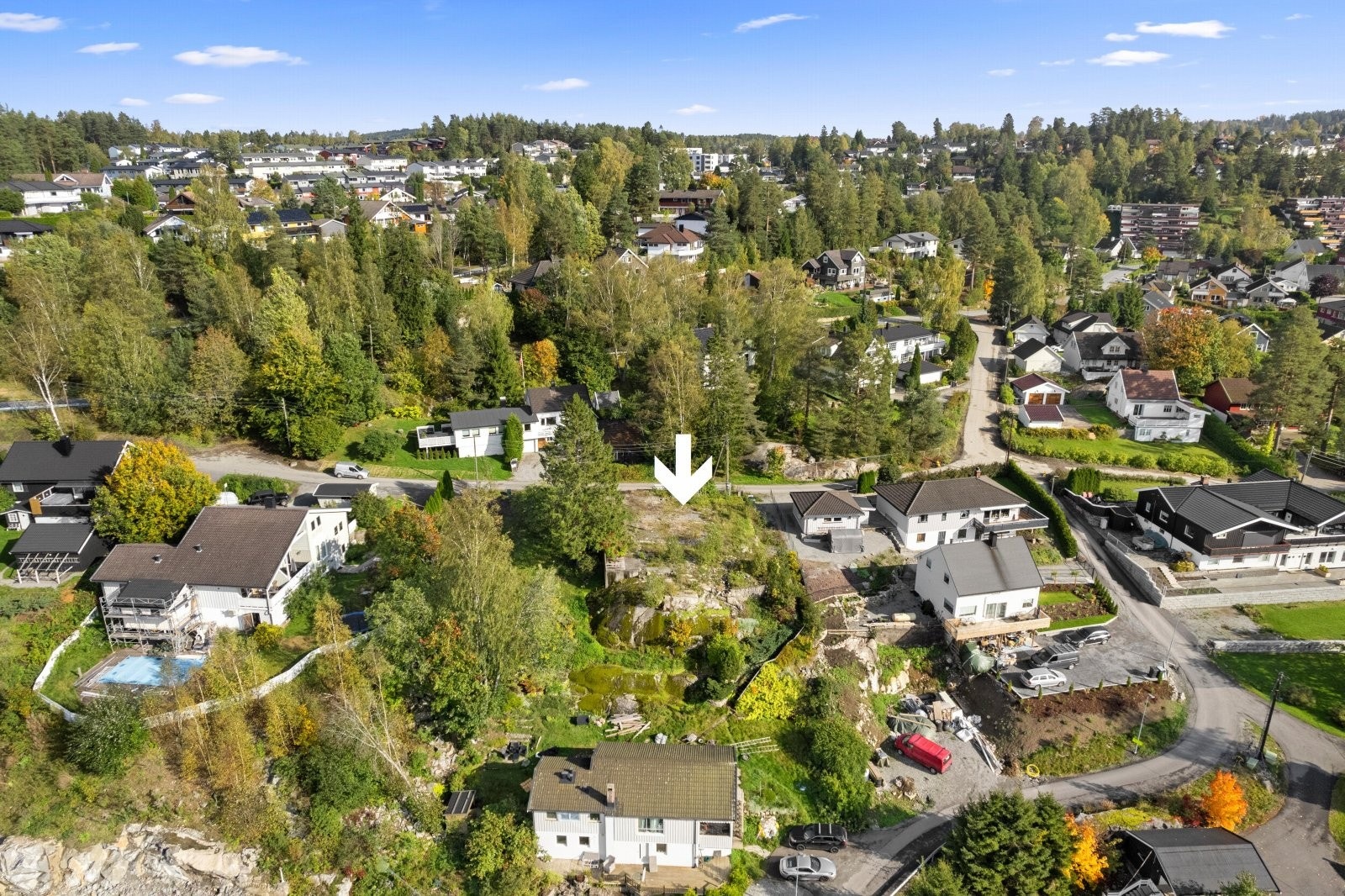 Velkommen til Dalsveien 29- Tomtene kan eksempelvis bebygges med en enebolig på ca. 90 kvm i grunnflate. Galleribilde