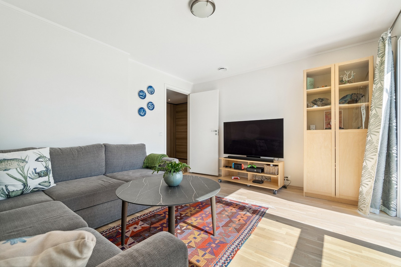 Rommet kan benyttes som soverom, tv-stue, kontor mm, alt etter behov. Galleribilde
