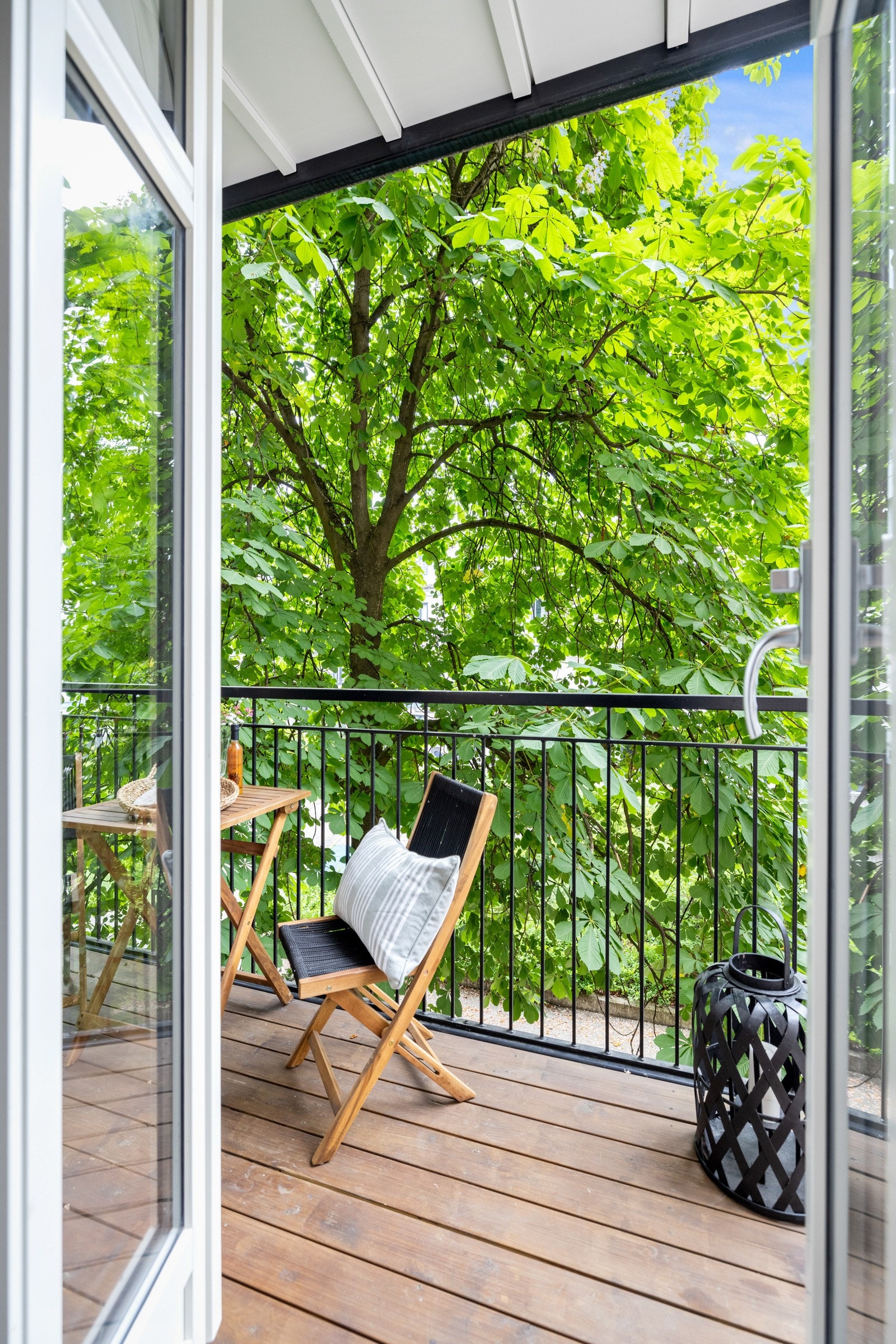 Her kan du lene deg tilbake og nyte varme sommerdager Galleribilde