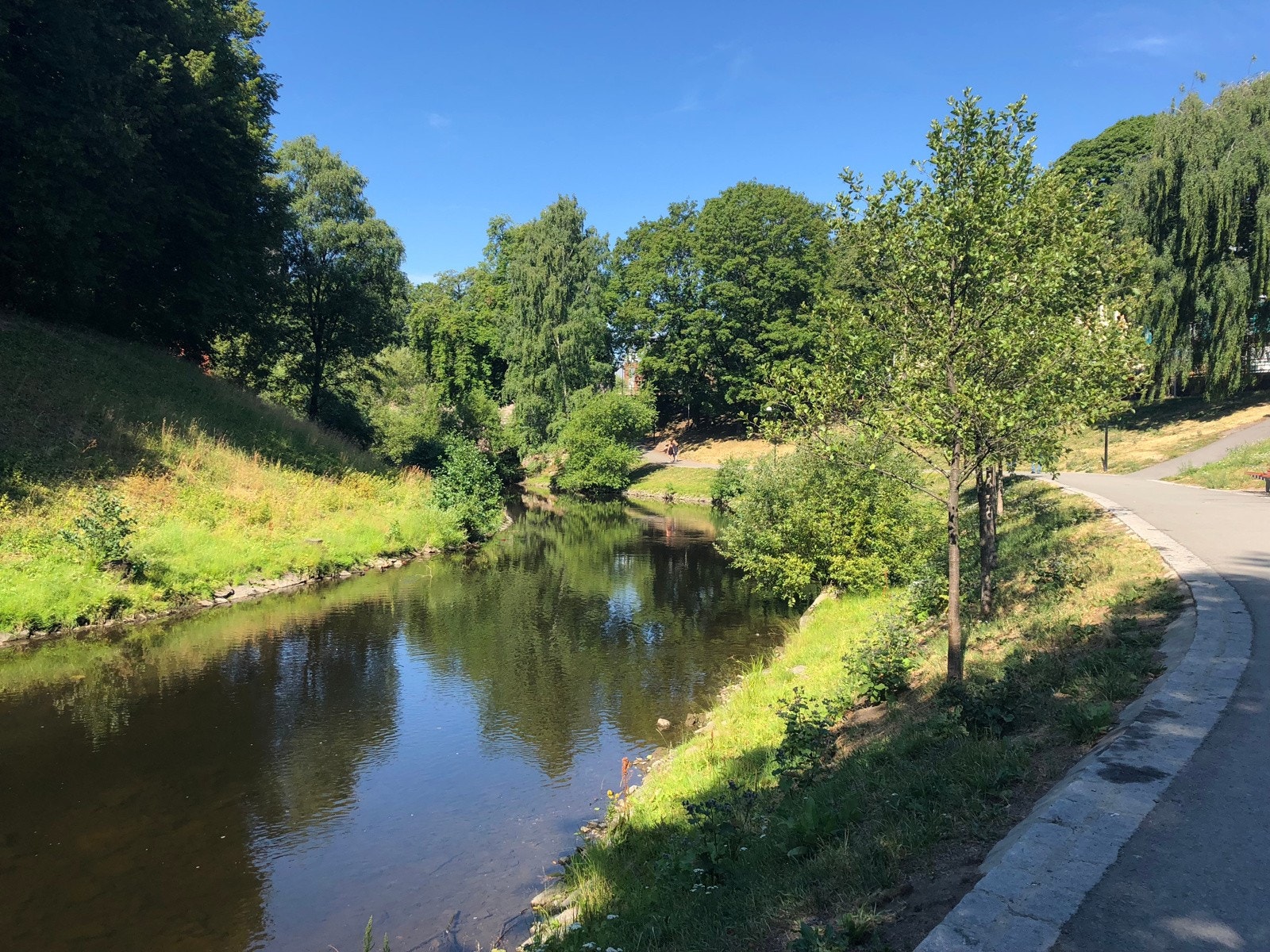 Det er gangavstand for en idyllisk gåtur langs Akerselva. Galleribilde