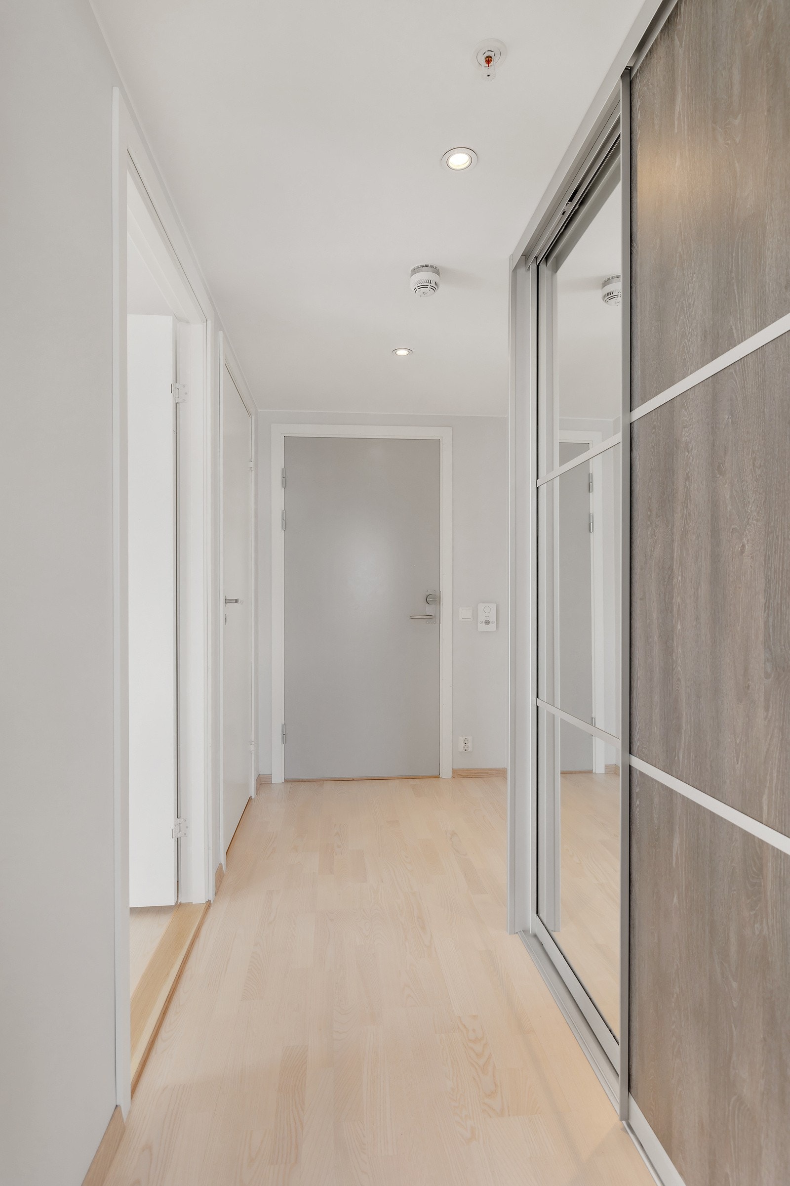 Stor og innbydende entré. Galleribilde