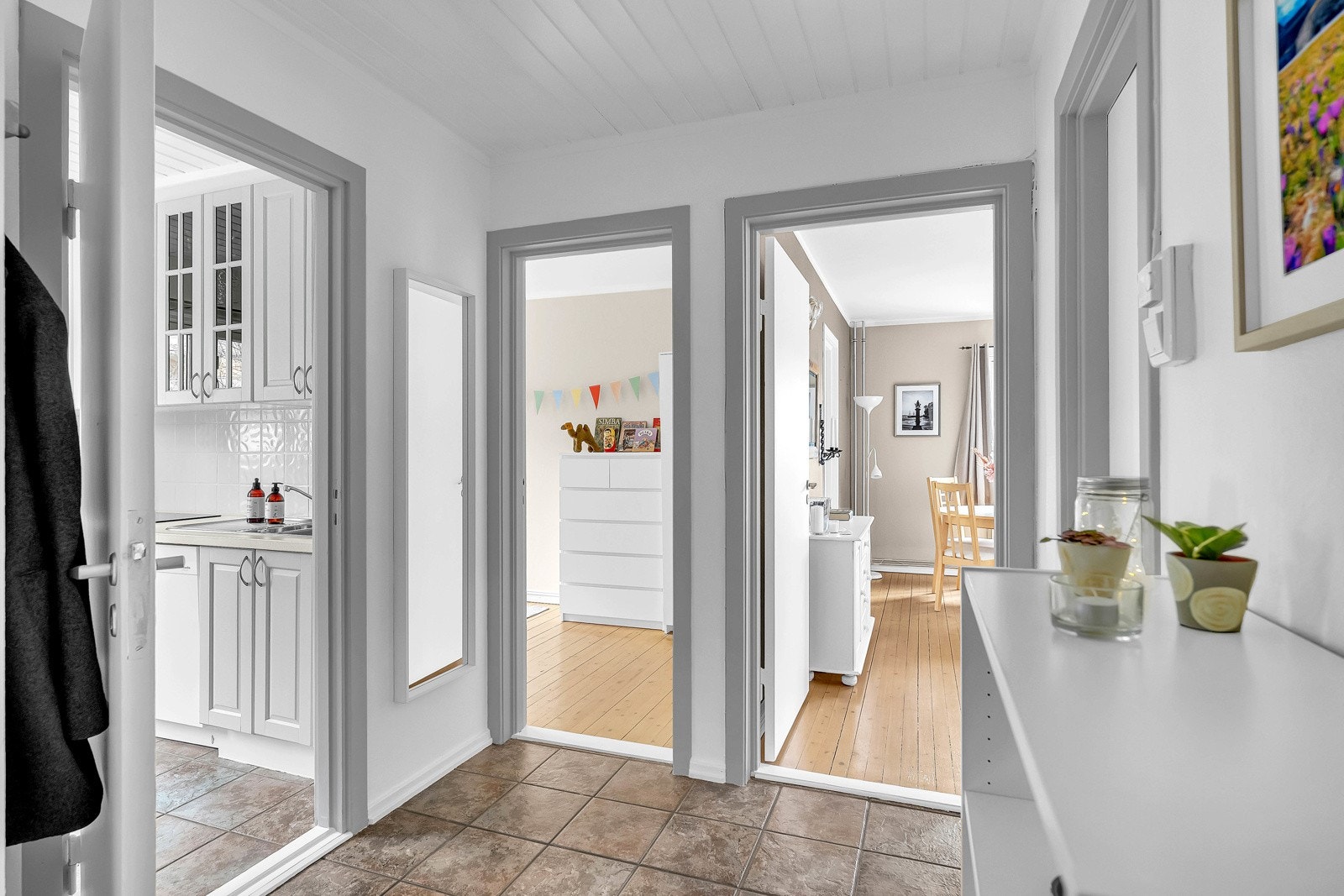 Inngangspartiet er lyst og innbydende. Galleribilde