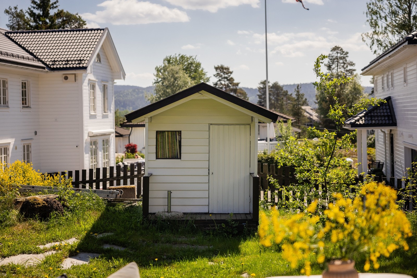 Dukkestue og drivhus. Galleribilde