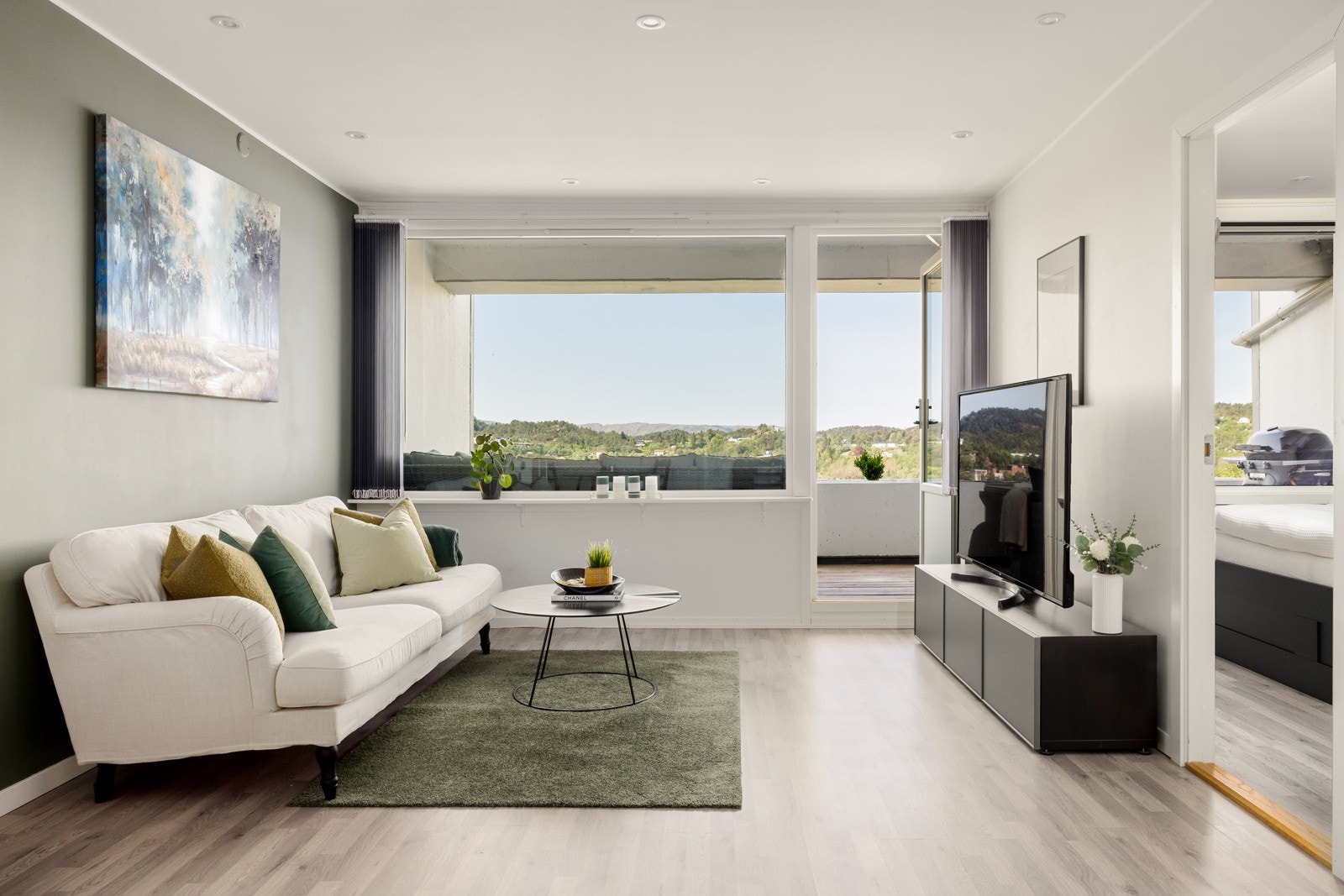 Bjørndalsskogen 57 presenteres av Malene Hjelmeland ved Kaland & Partners. Galleribilde
