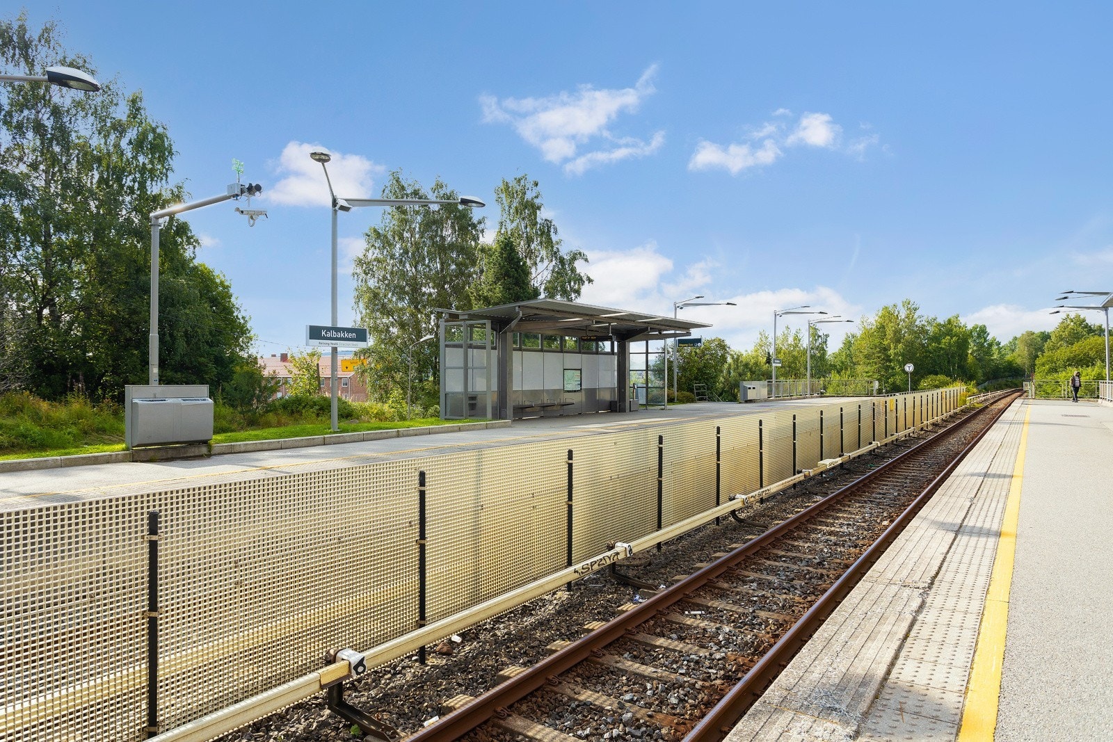 Kalbakken t-bane, ca. 7 min. gange fra leiligheten. Linje 4 og 5. Galleribilde