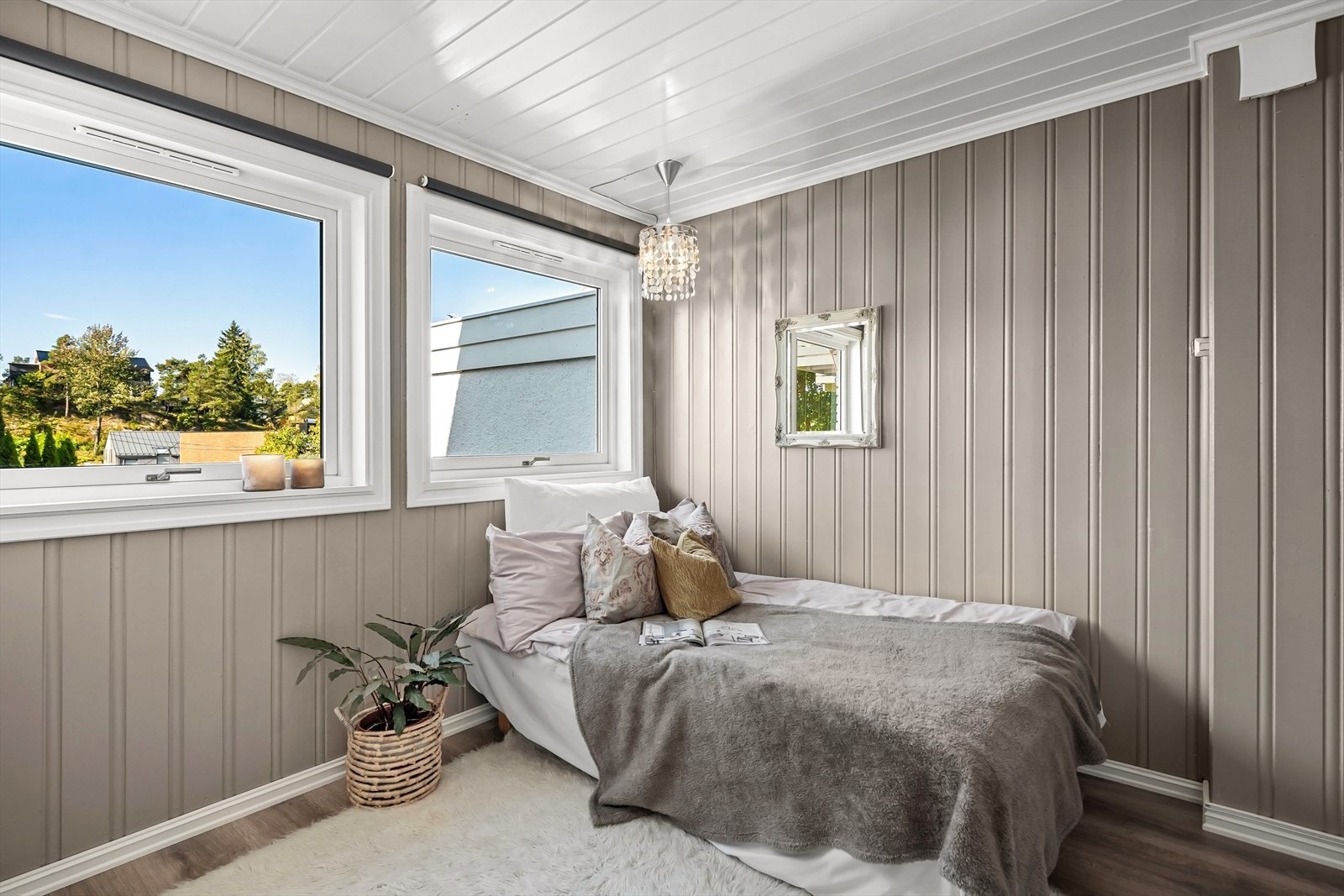 Soverom 2 i u.etg. har også god plass til seng og kan innredes etter ønske Galleribilde