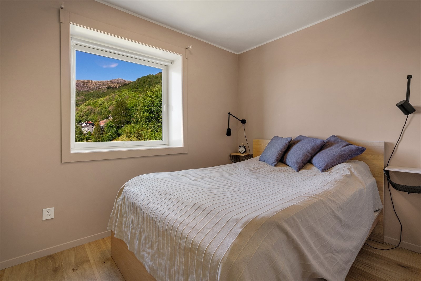 - Hovedsoverommet har en størrelse på 7,4 m² - Galleribilde