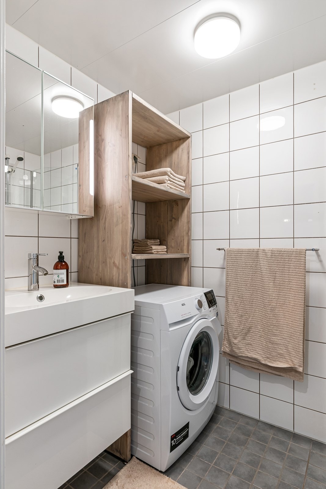 Nyere baderomsinnredning Galleribilde