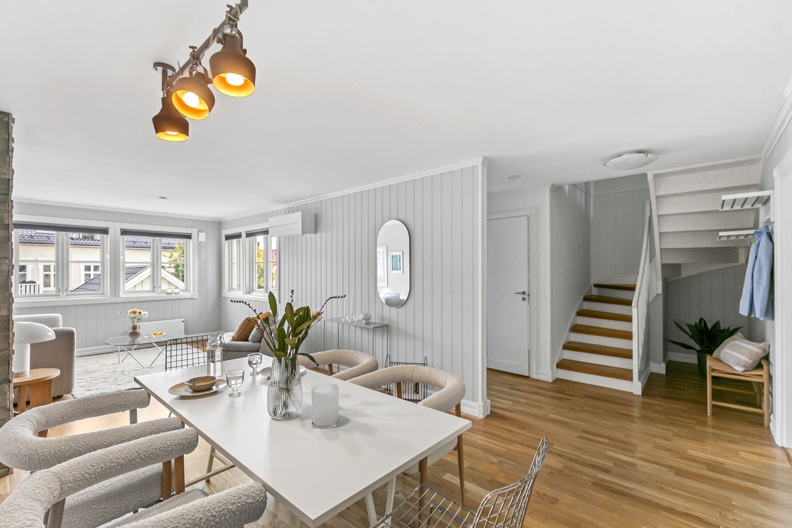 Nordvik Tønsberg v/Jens Roland Pettersen har gleden av å presentere denne romslige og fine leiligheten midt i byen! Galleribilde
