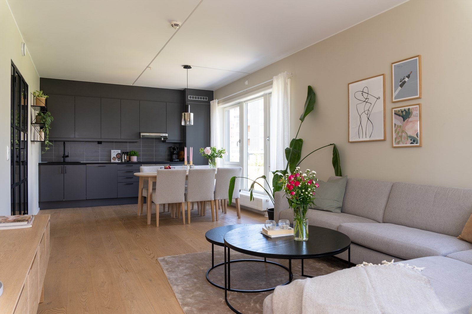 Boligen stod ferdig i 2018 og det er gitt TG1 på alle vurderinger i tilstandsrapporten. Galleribilde