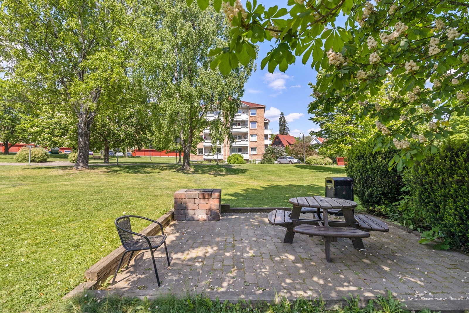 - Du finner flere hyggelige sittegrupper i ditt nærområde - Galleribilde