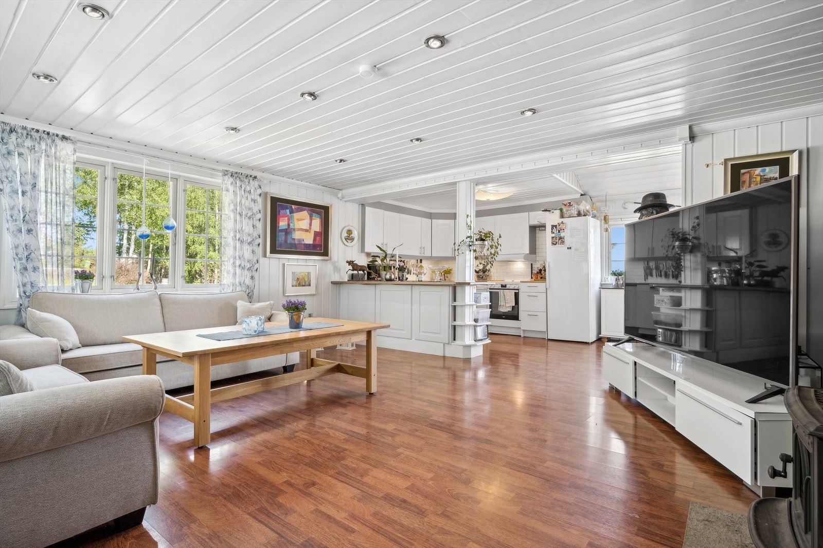 - En praktisk planløsning med alt tilgjengelig på ett plan - Galleribilde