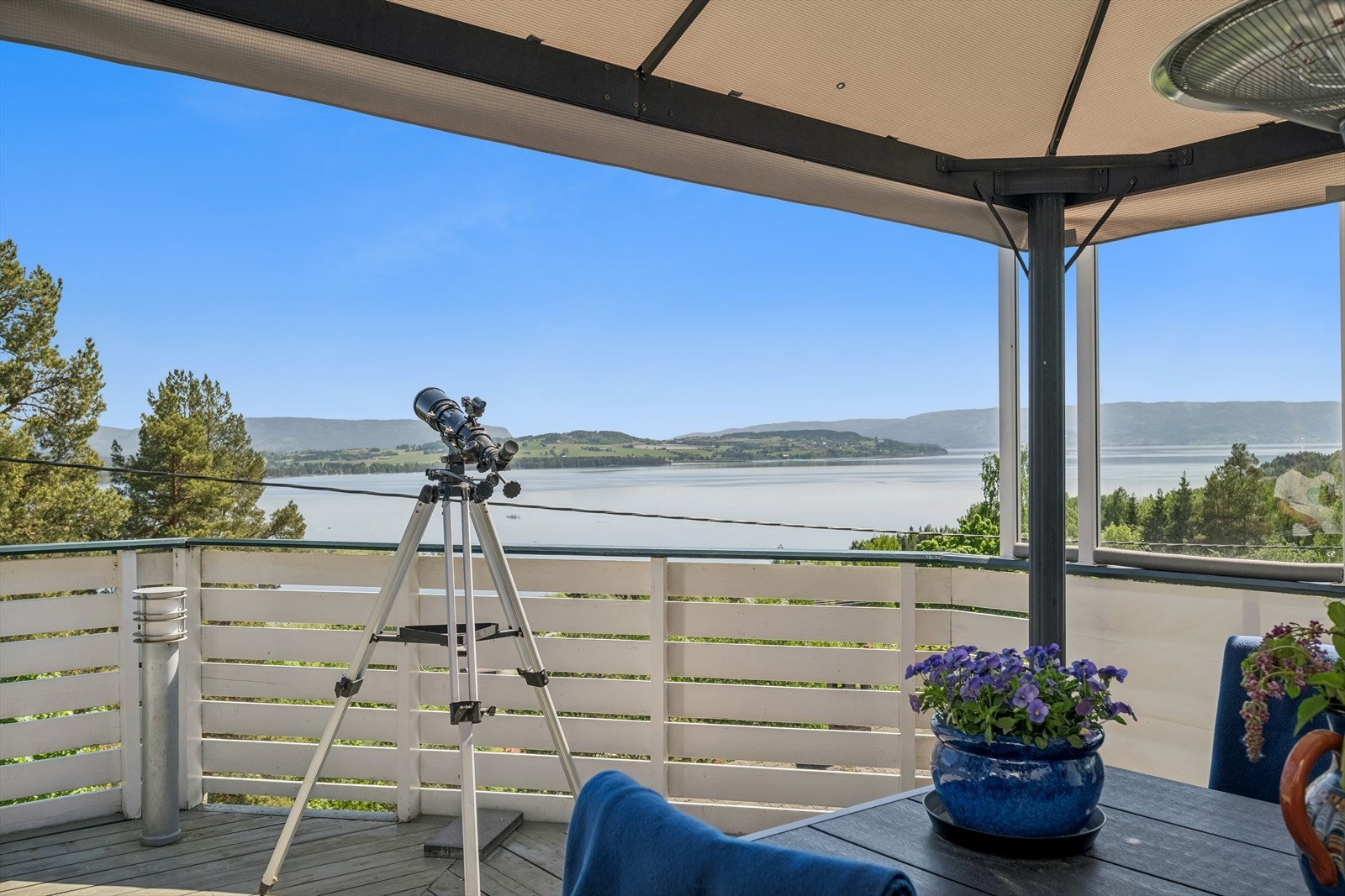 - Det er Kort avstand til flotte turområder til marka og Holleias perler - Galleribilde