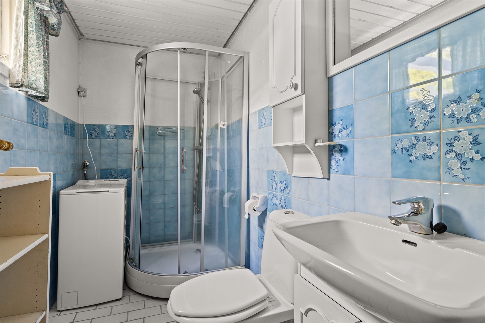 Baderom i underetasjen. Galleribilde