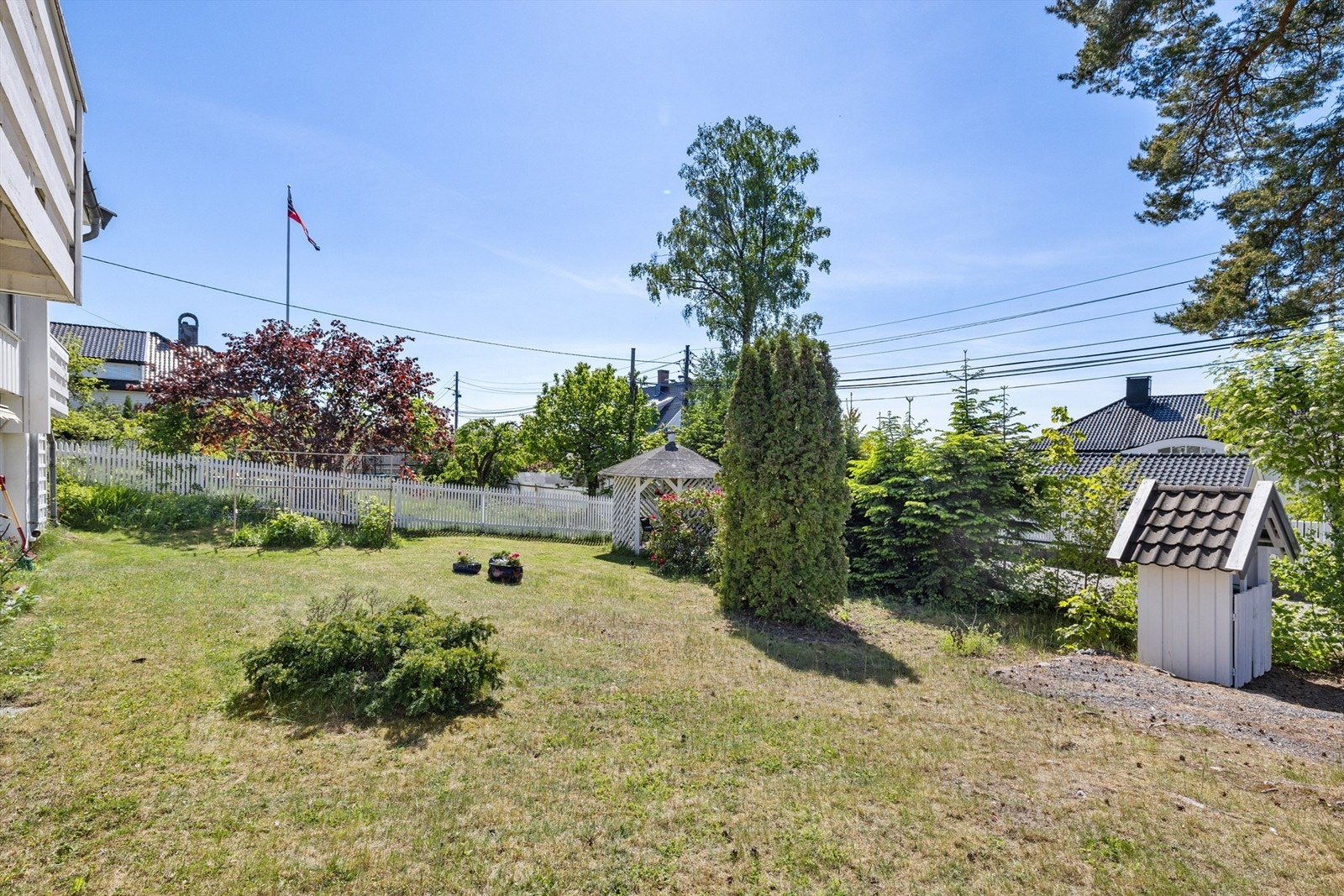 Her er det store muligheter til å skape en hageidyll for hele familien. Galleribilde