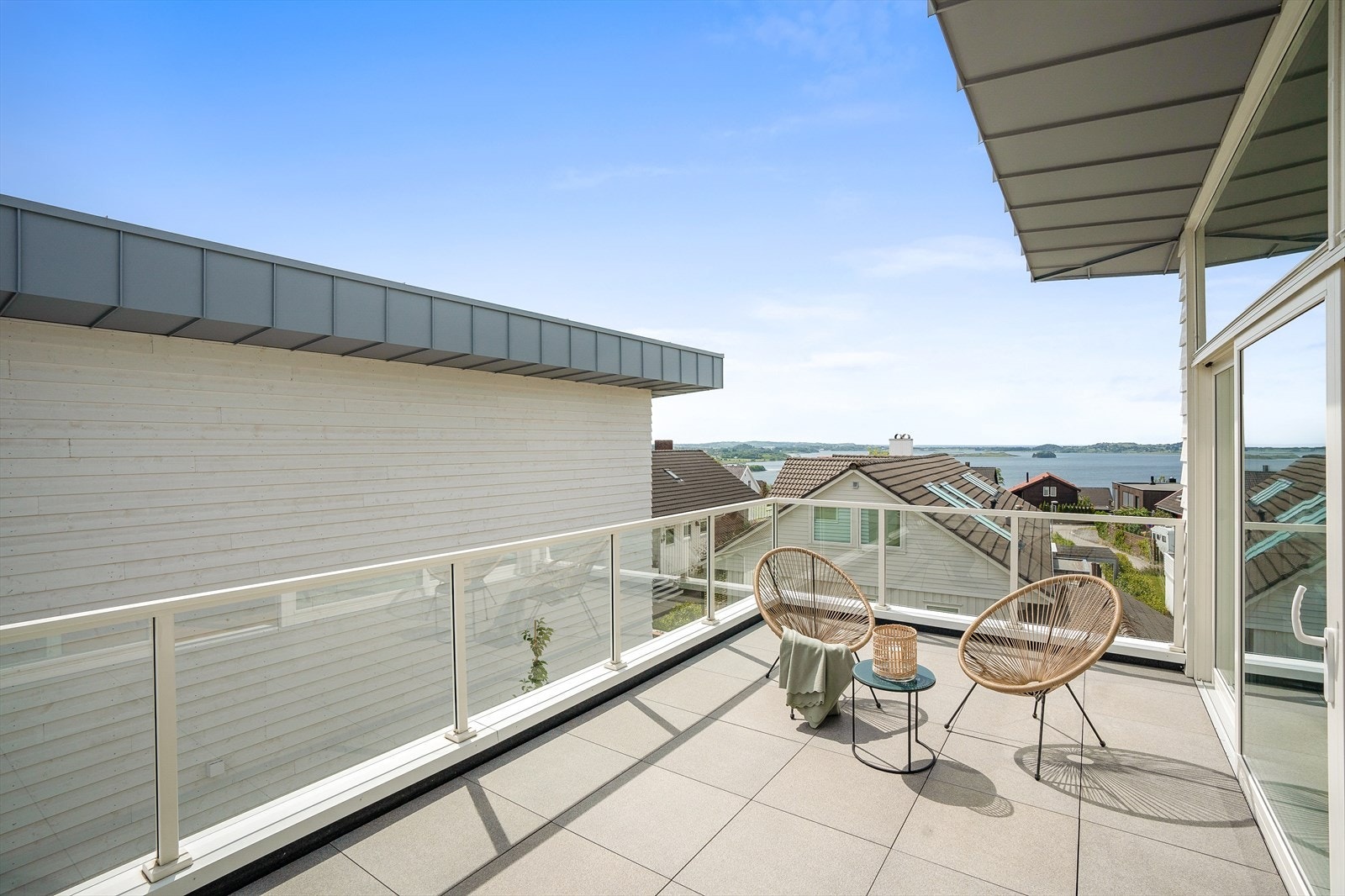 Terrasse med gode solforhold Galleribilde