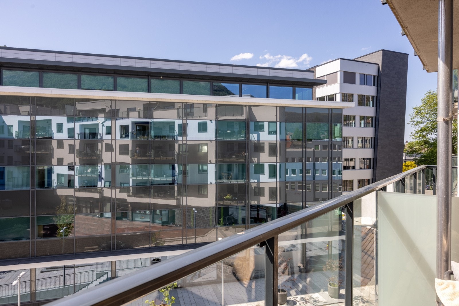 Utsikt mot nordvest. Galleribilde