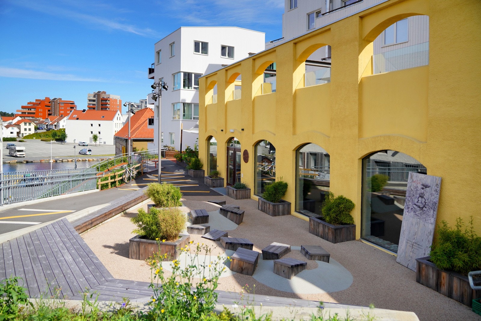 Flere av byens beste restauranter ligger like i nærheten. Galleribilde