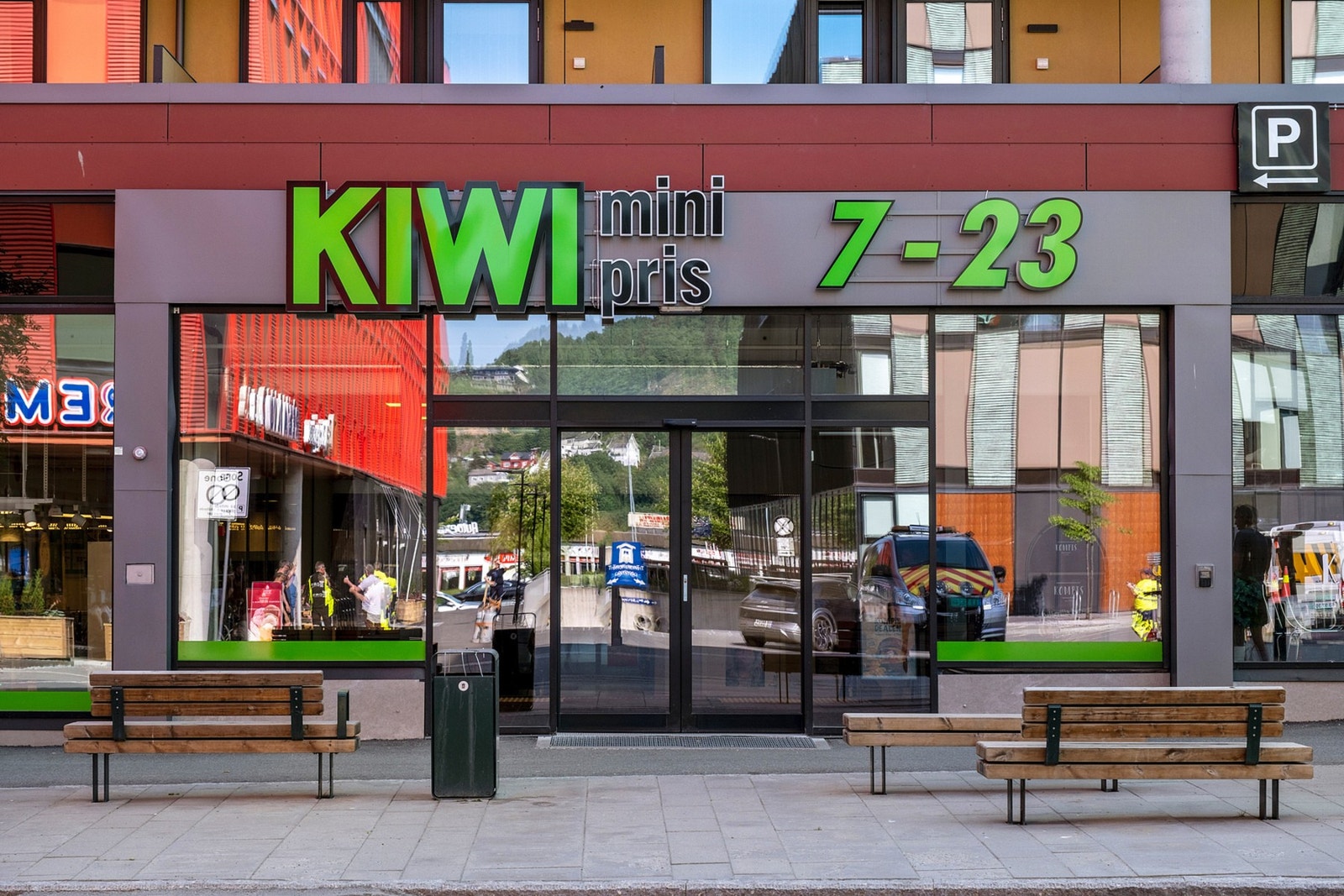 Kiwi ligger i samme bygg som boligen Galleribilde