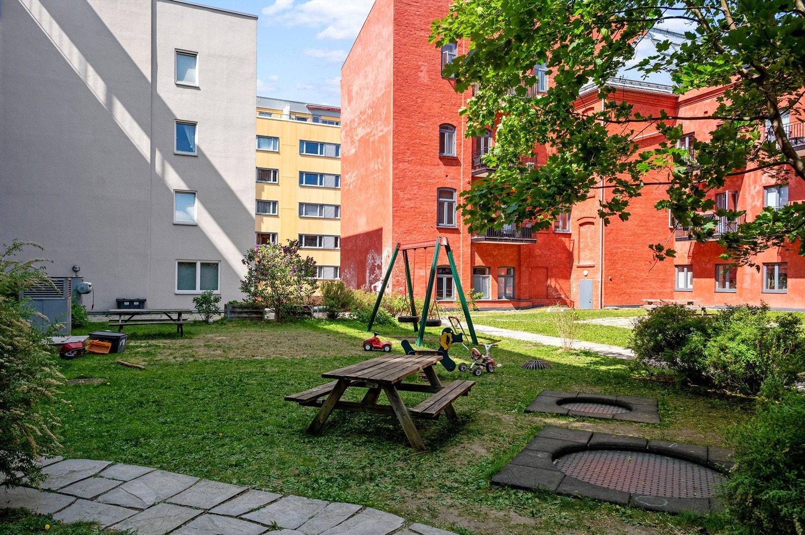 Borettslaget har også en hyggelig bakgård. Galleribilde