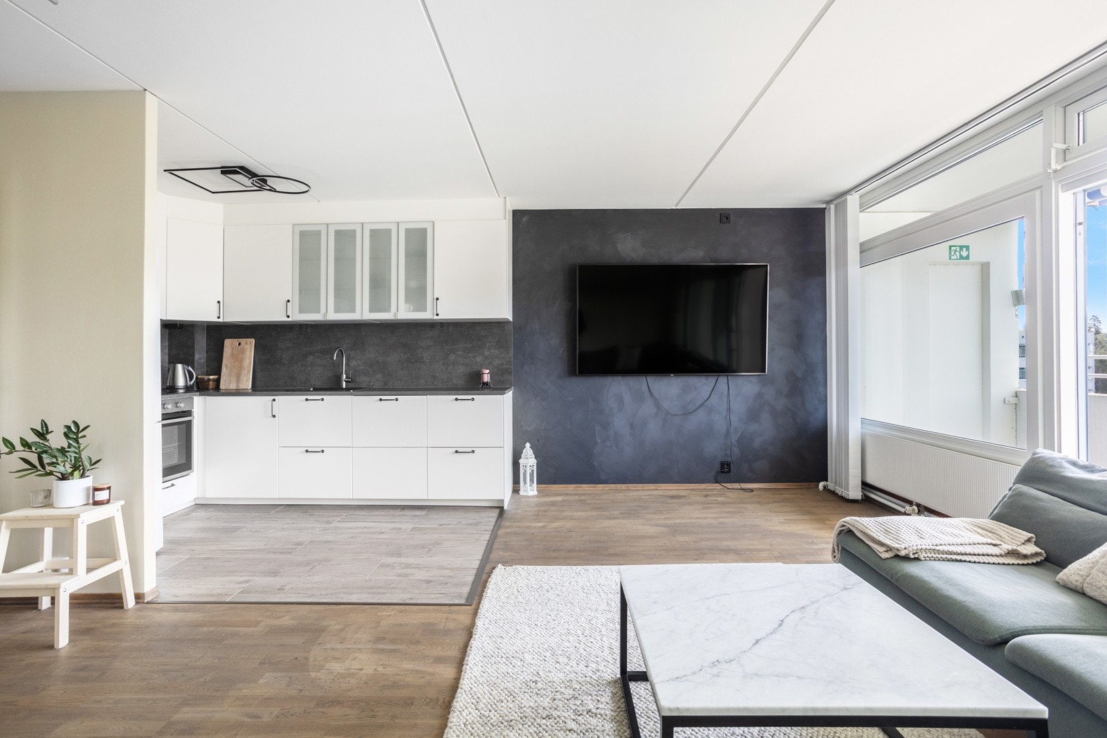 Ali Hashmi ved din lokale eiendomsmegler EIE Stovner har gleden av å presentere Ole Brumms vei 18! Galleribilde