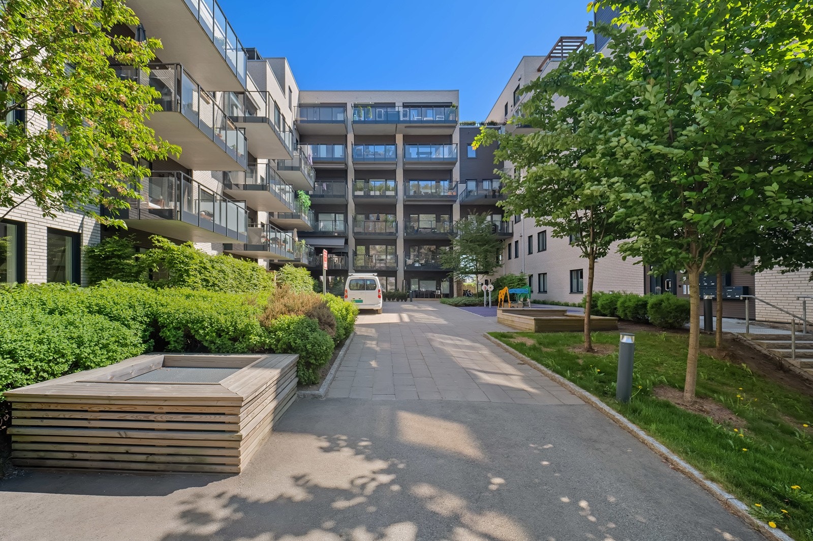 Velkommen til Johan Scharffenbergs vei 91A. Leiligheten ligger i 2. etasje i et moderne boligbygg fra 2019. Galleribilde
