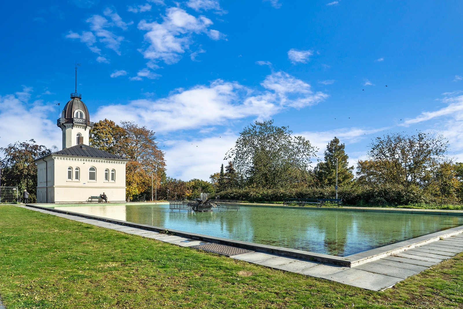 Det er kort gangavstand til parken på St. Hanshaugen og Stensparken. Galleribilde