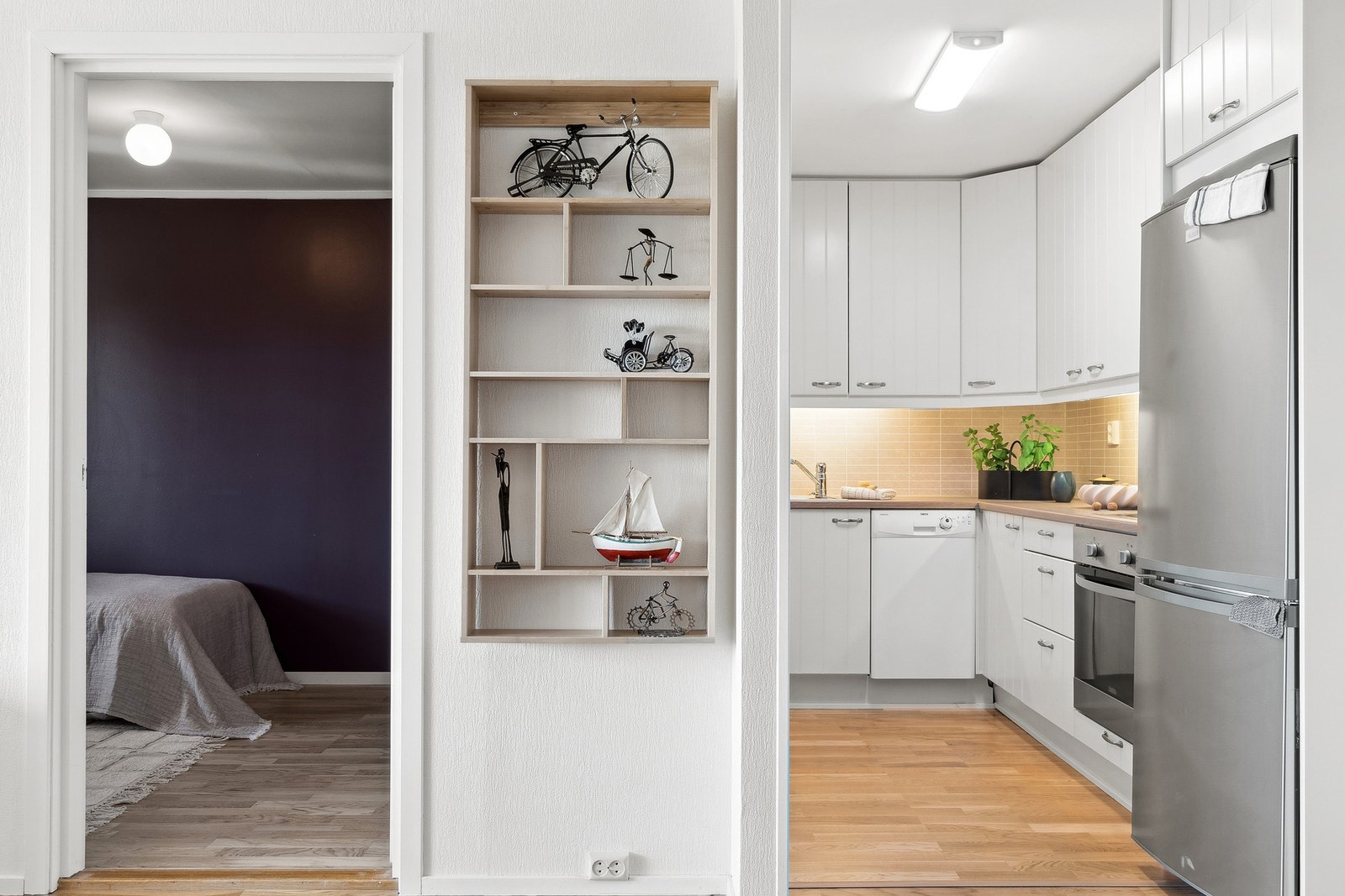 Det er plass til 45 cm oppvaskmaskin. Galleribilde