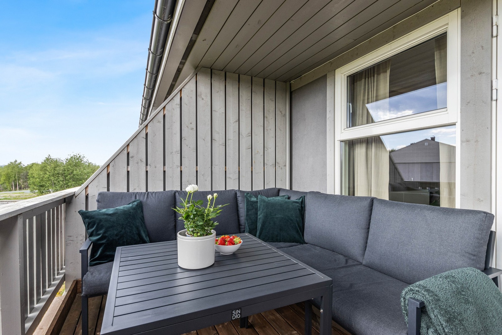 Veranda. Galleribilde