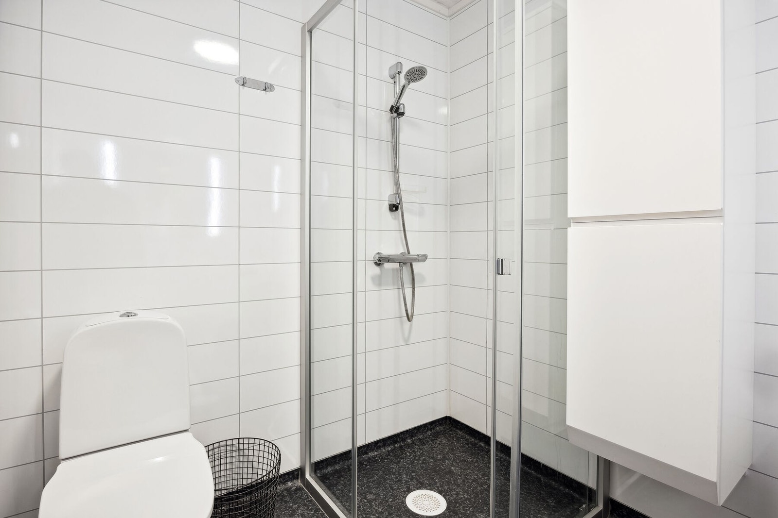 Bad utleiedel I Galleribilde