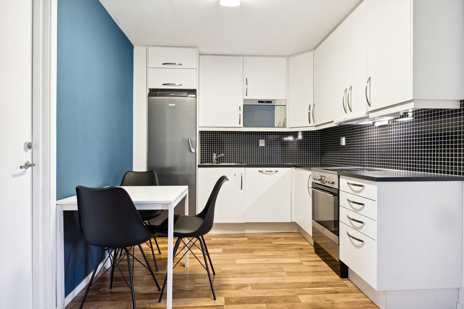 Kjøkken utleiedel I Galleribilde