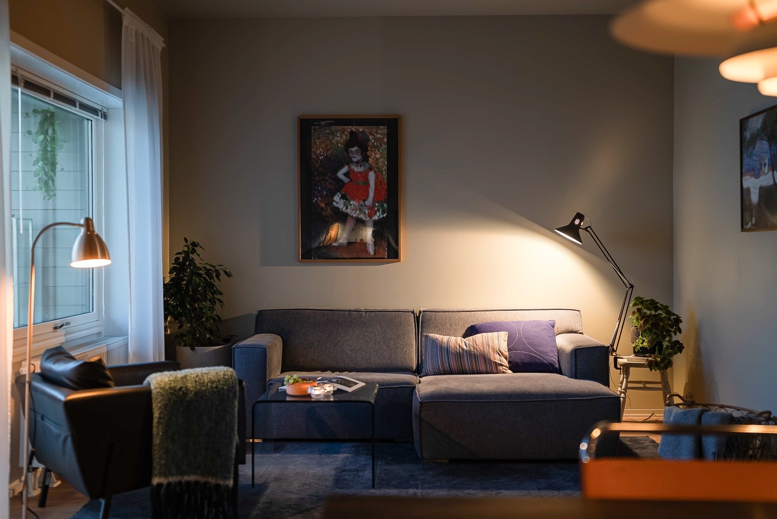 Leiligheten har god planløsning og en lun atmosfære. Galleribilde