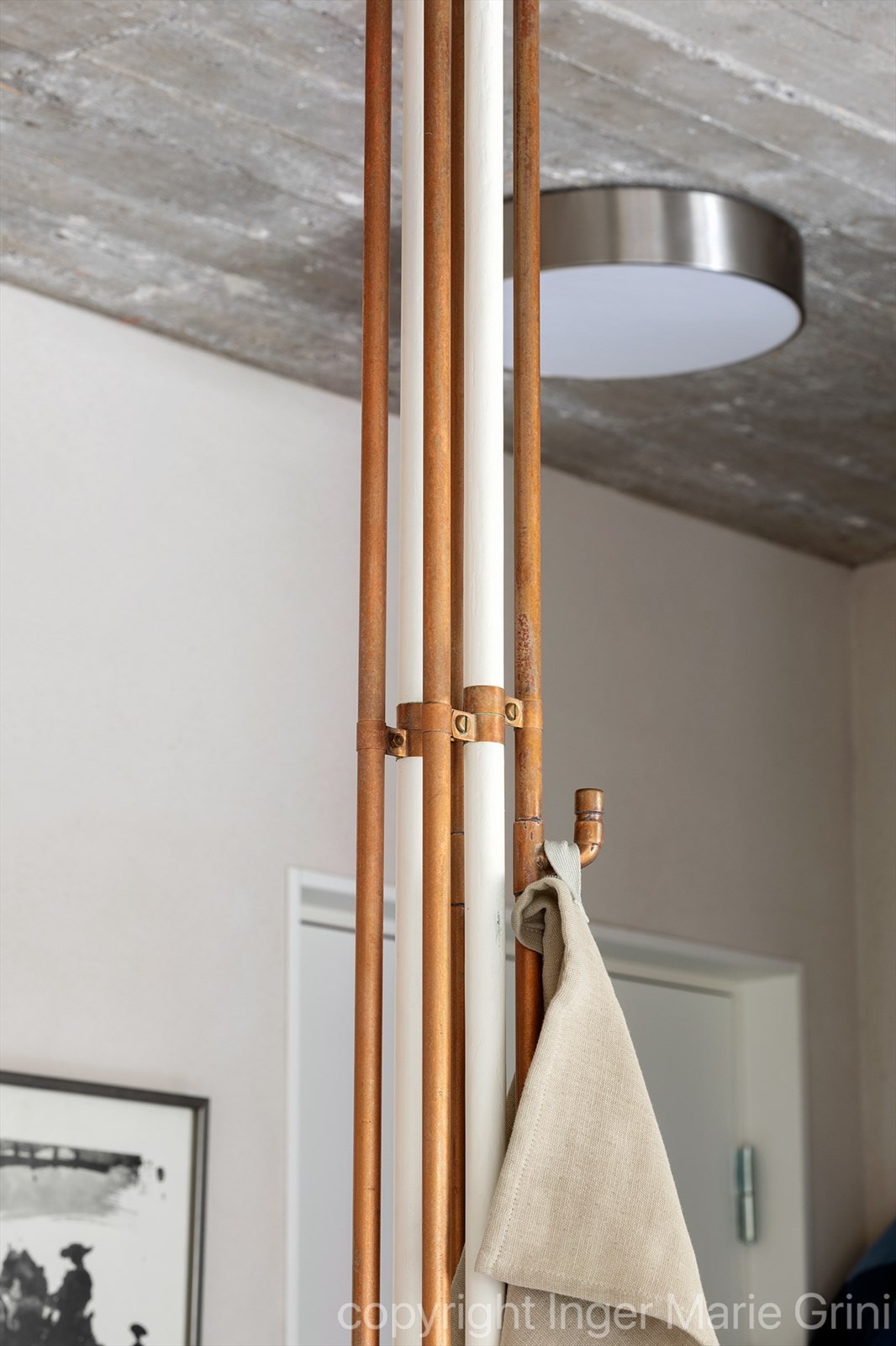 Håndklehenger i kobberrør Galleribilde