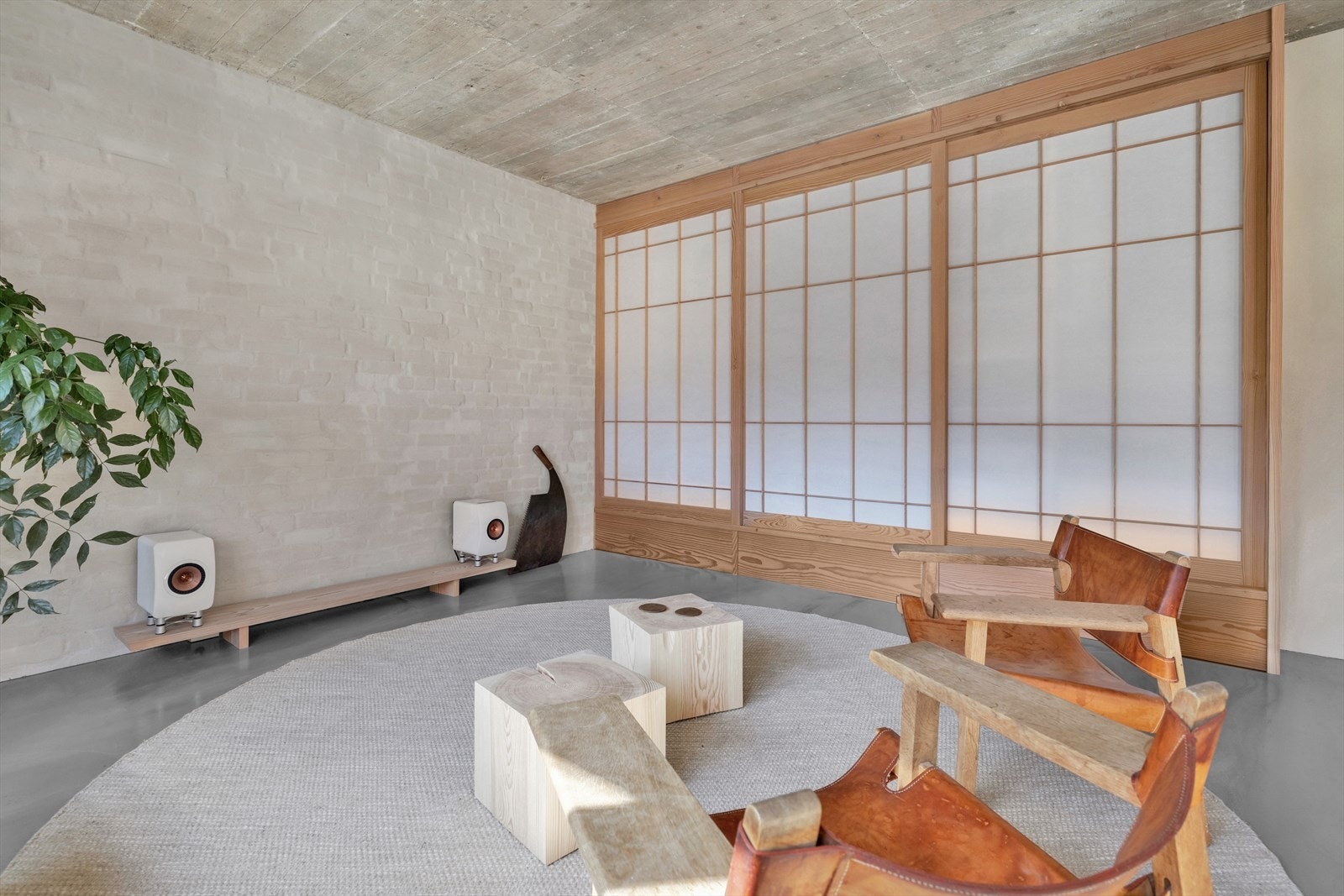 Det er flere gode innredningsmuligheter - Selger tilbyr også å selge møblement og annet etter avtale Galleribilde