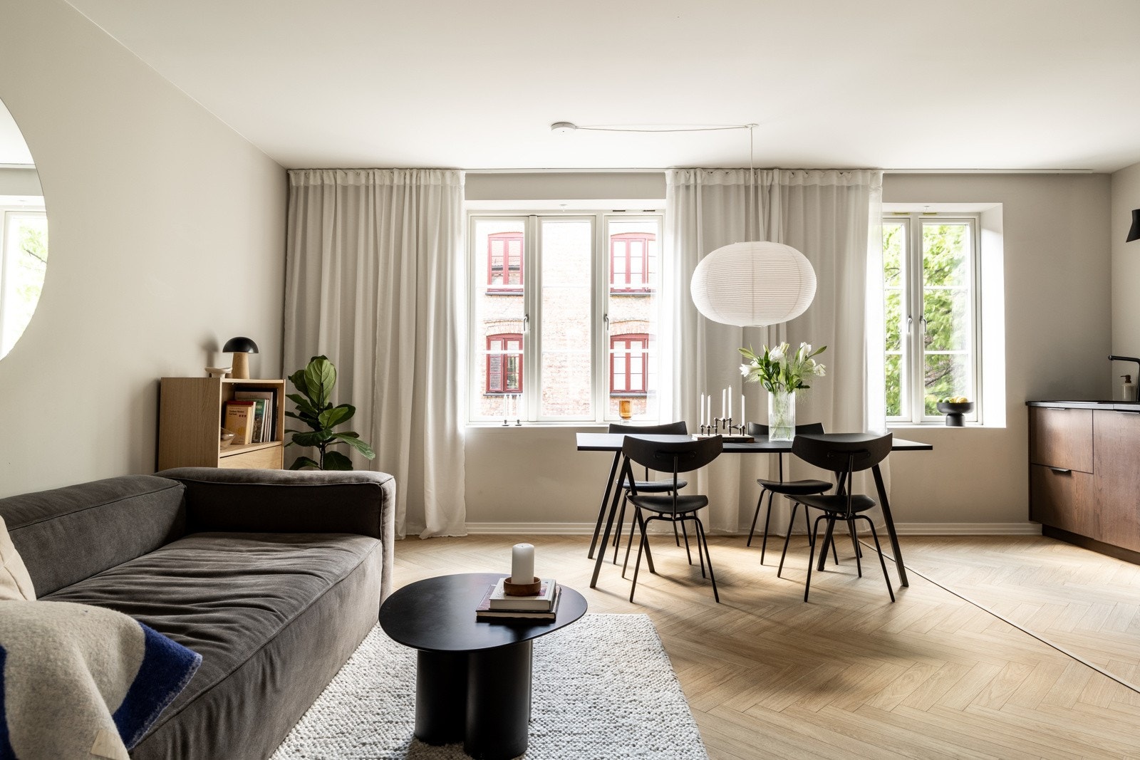 Påkostet og lekker 3-roms leilighet med urban beliggenhet på Grünerløkka. Galleribilde