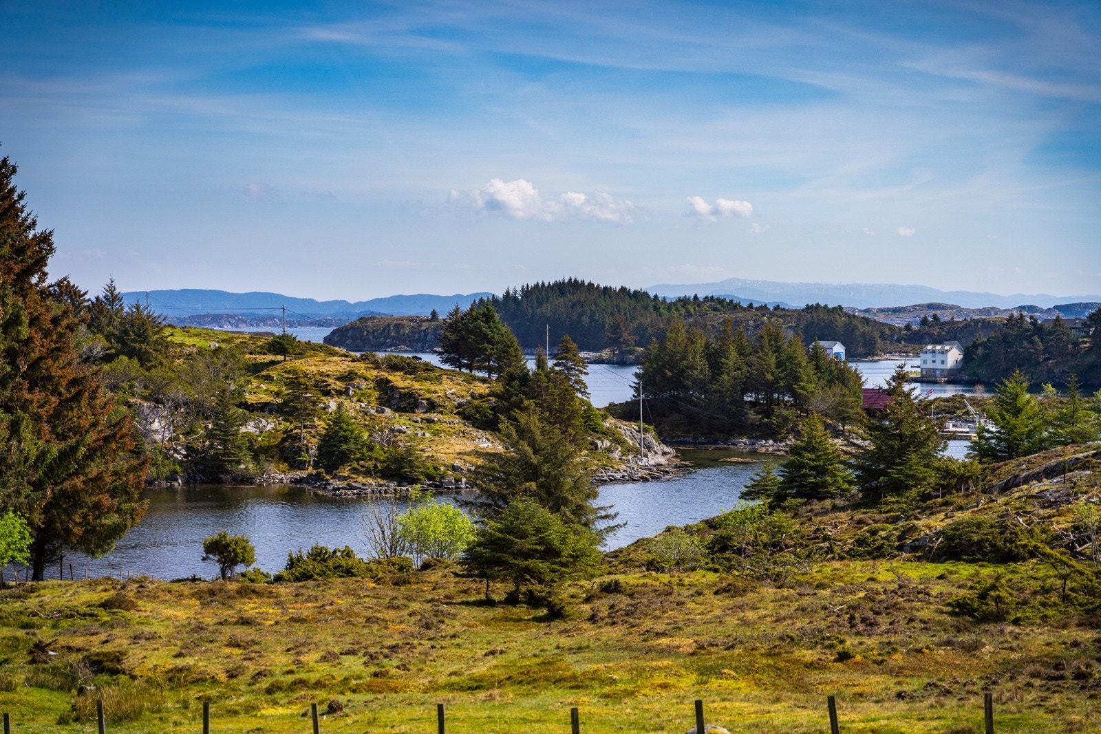 Utsikt til Kalsvika Galleribilde