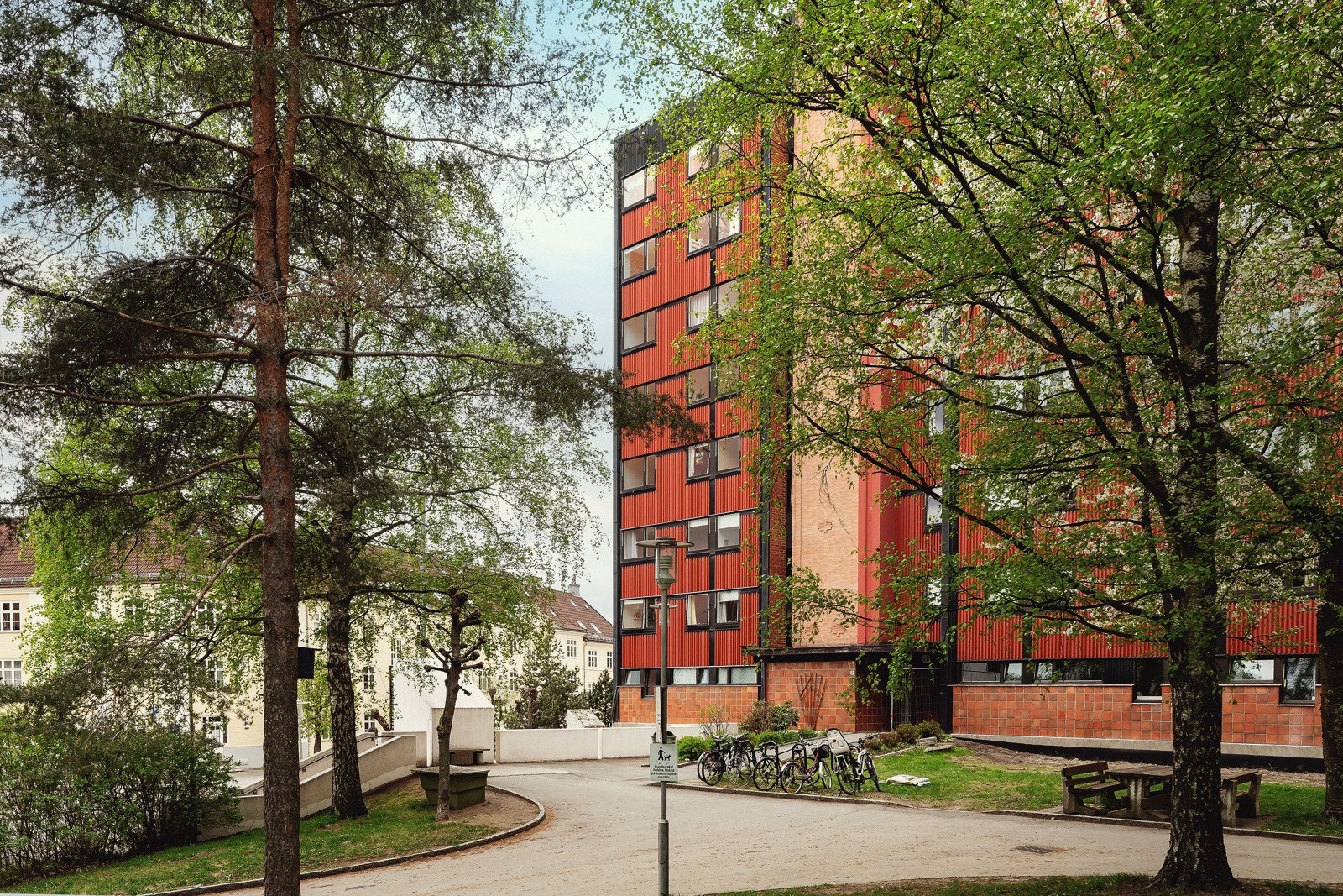 Leiligheten ligger meget attraktivt til, i et rolig boligområde på Torshov. Galleribilde