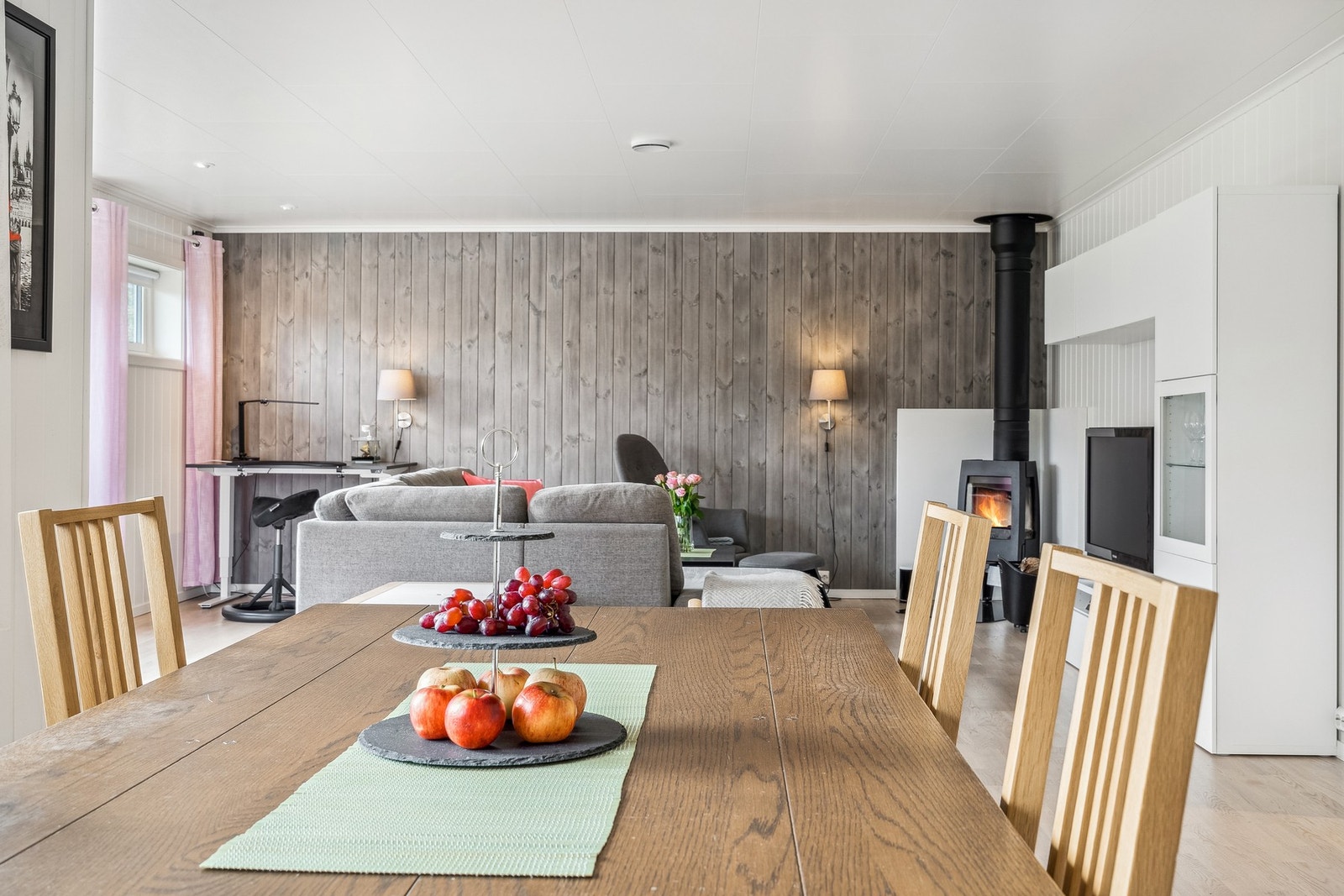 Hjemmets naturlige samlingspunkt. Galleribilde