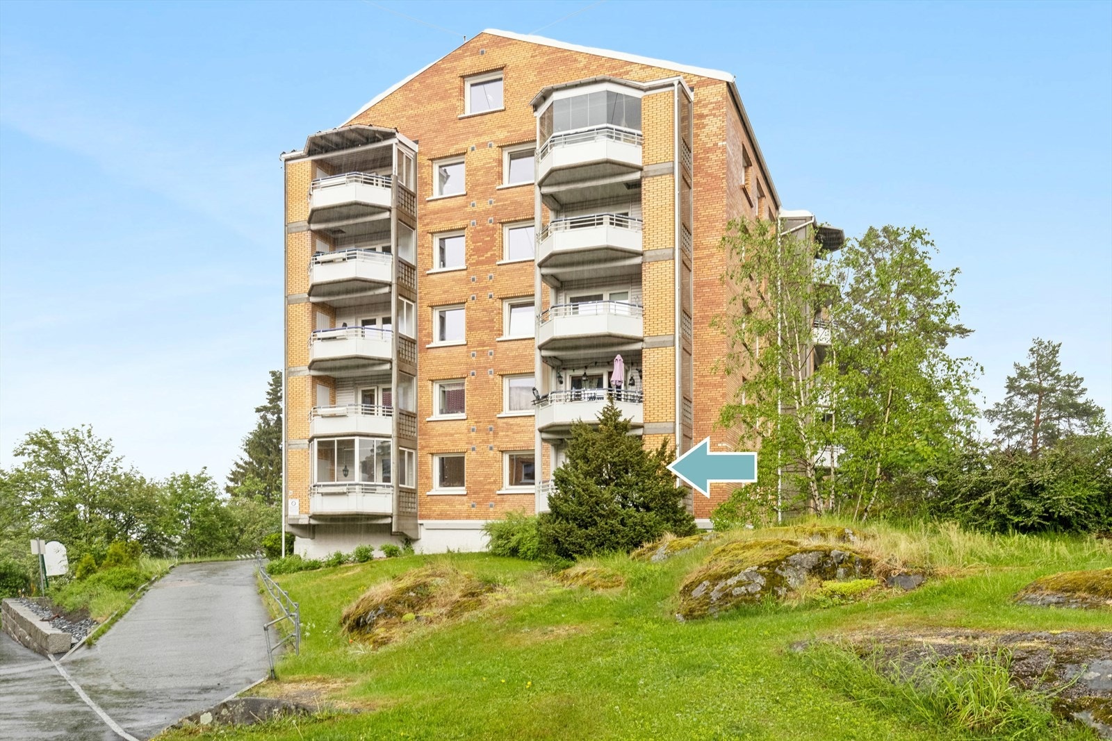 Flott beliggenhet i grønne omgivelser på Bergkrystallen. Galleribilde