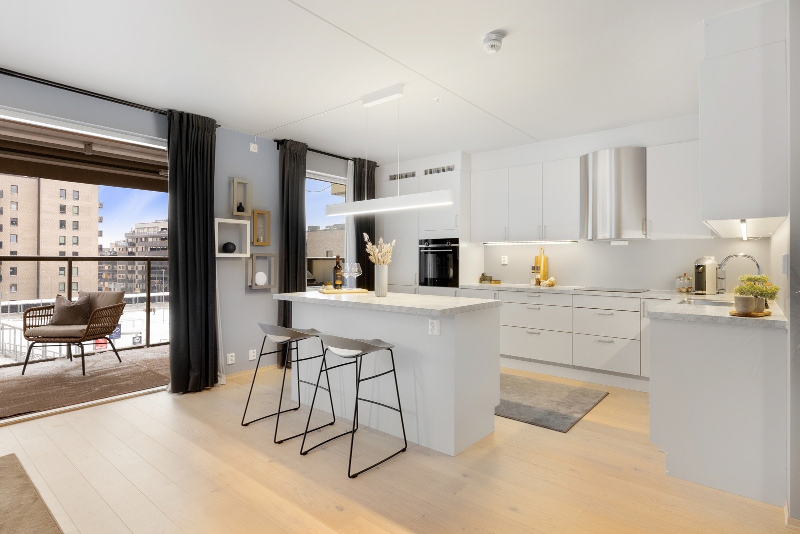 Stort og moderne kjøkken fra Sigdal. Galleribilde