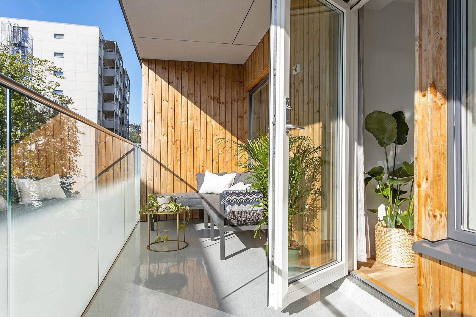 Nordvestvendt balkong på ca. 11 kvm Galleribilde