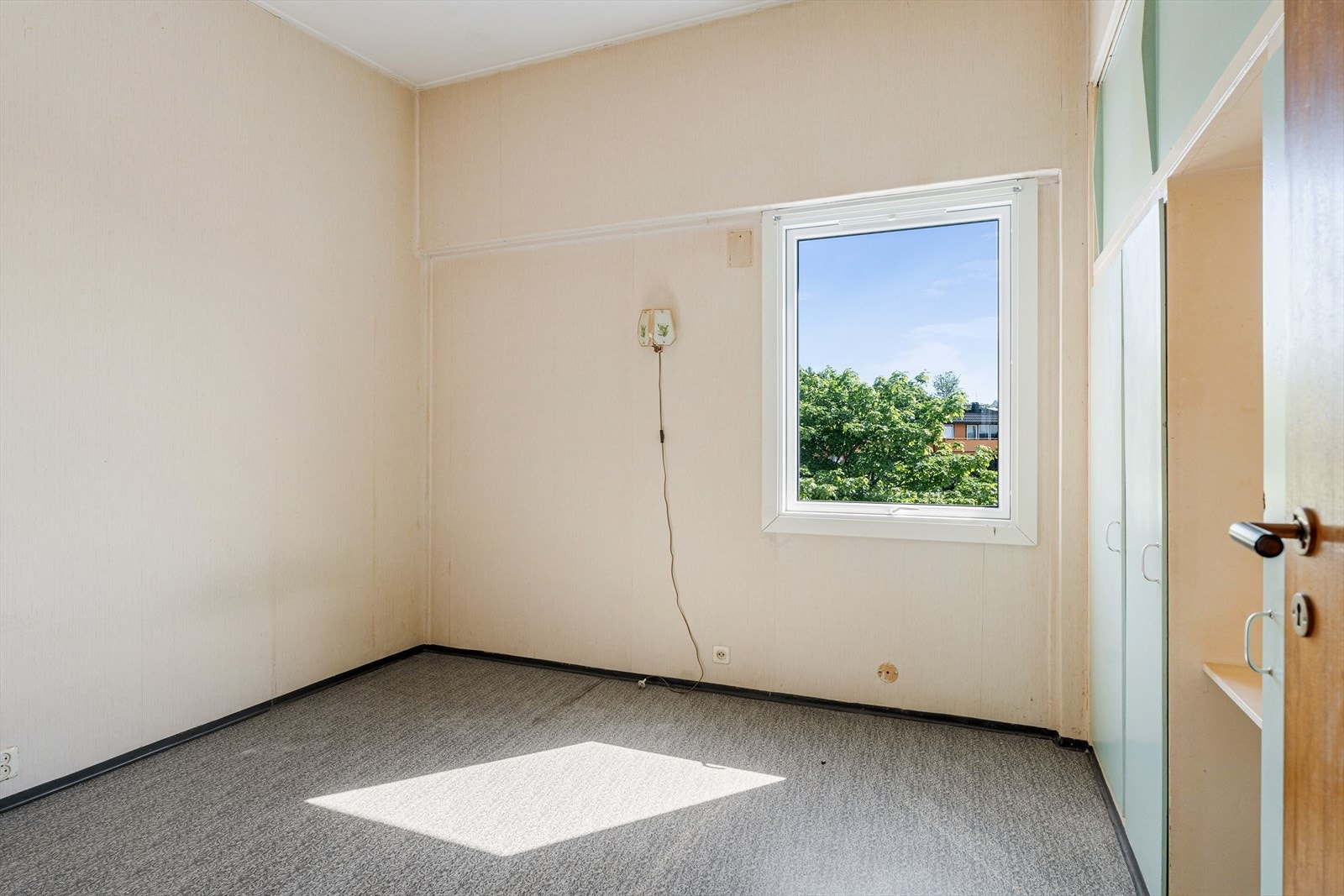 Soverom 2 kan bli et fint gjesterom, barnerom eller kontor. Galleribilde