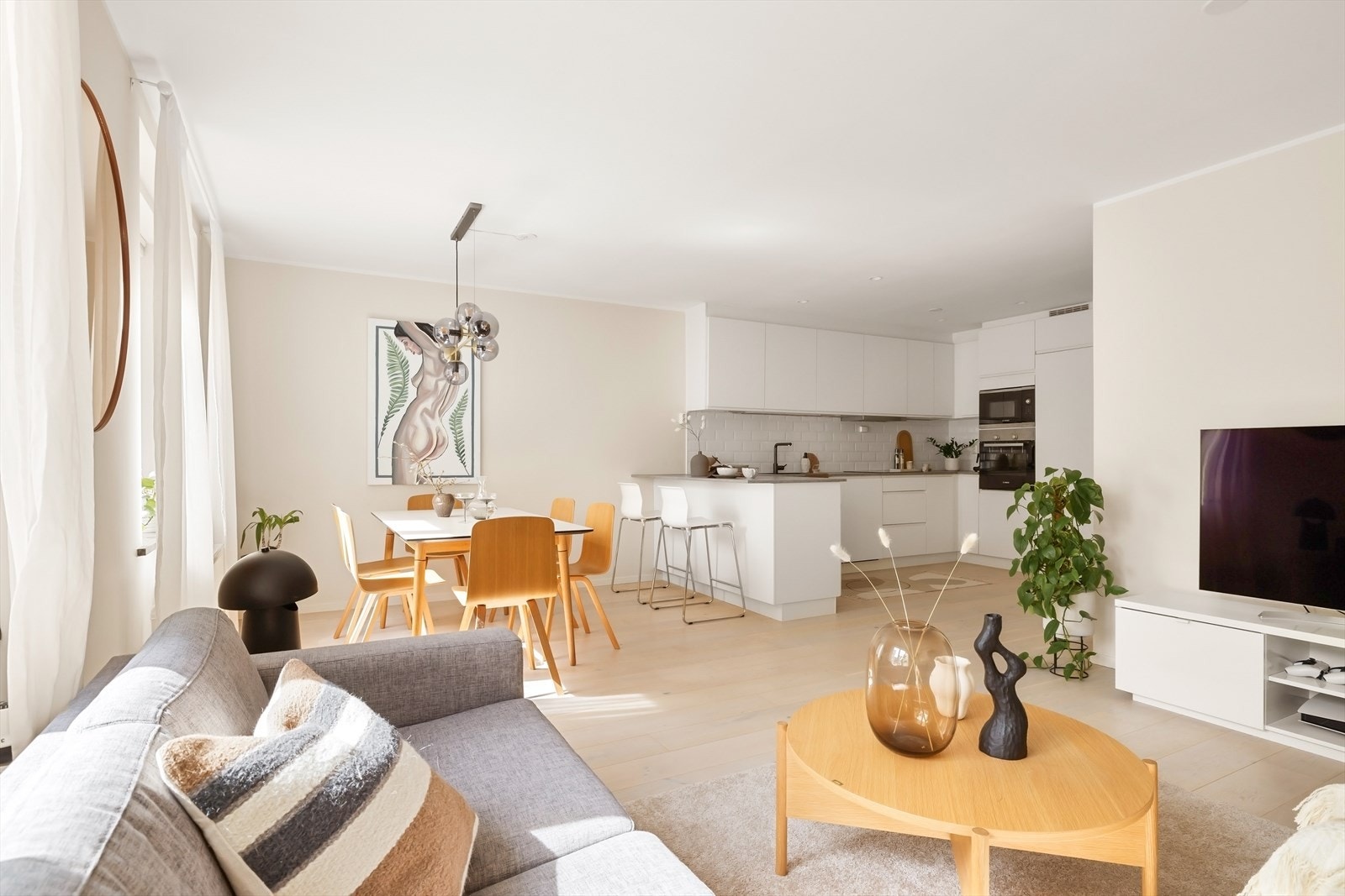 Aktiv Eiendomsmegling v/Roger Glesnes har gleden av å presentere Strandgaten 201! Galleribilde