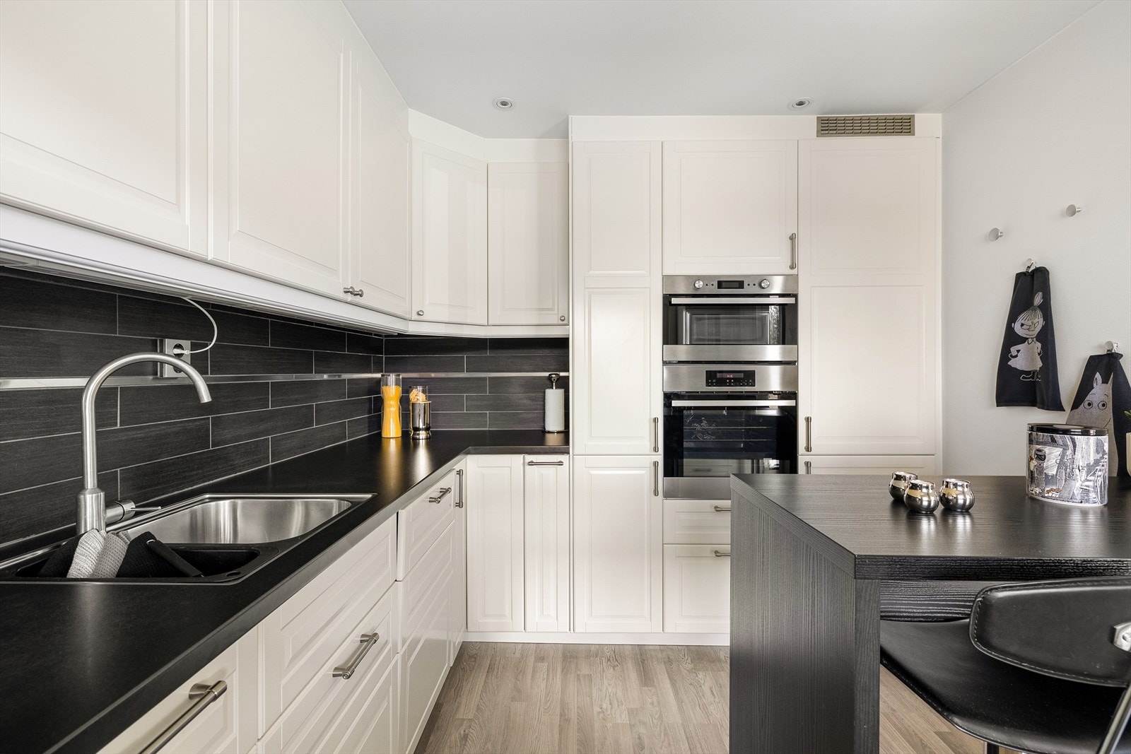 På kjøkken er det også plass til spisebord. Galleribilde