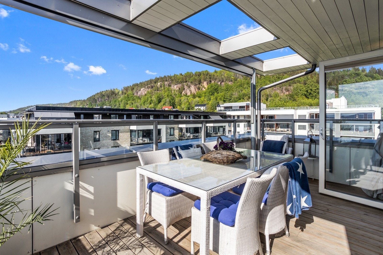 Her kan man nyte sene sommerkvelder. Galleribilde