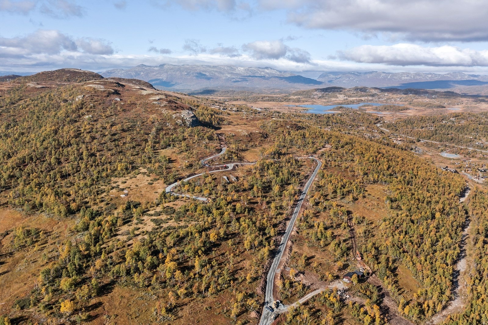 Oversiktbilde av H-41 området. Uvatn og Vierli ses rett frem. Galleribilde