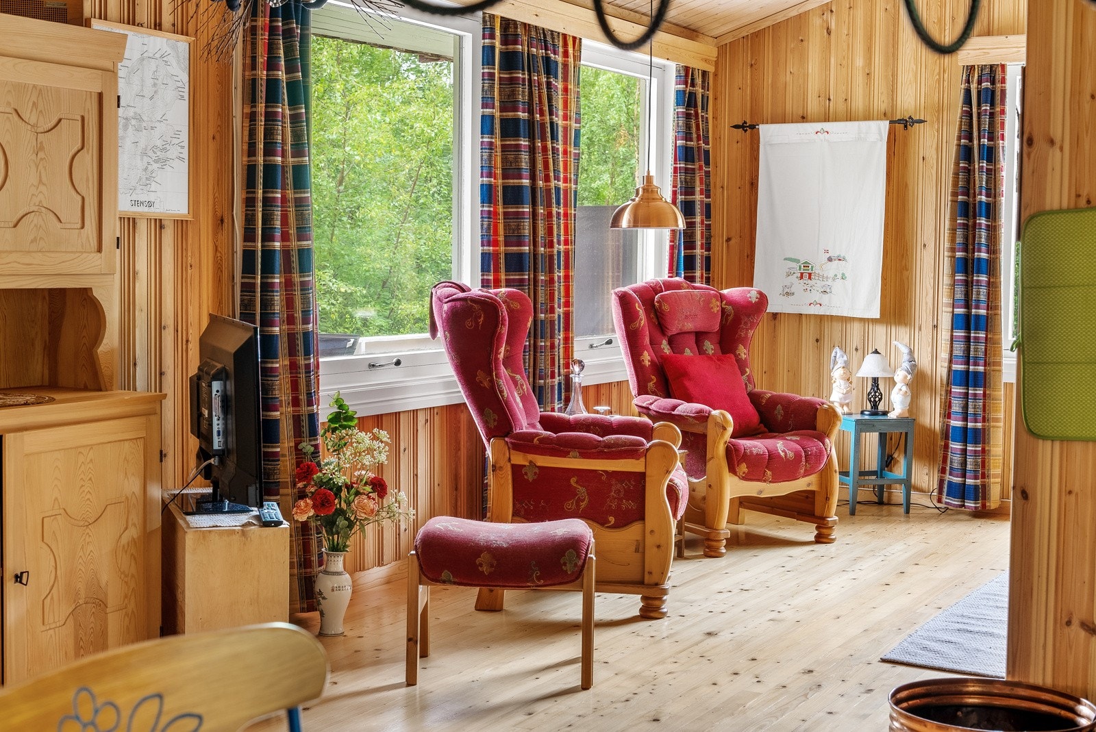 En meget hjemmekoselig stue, som gir en god hyttefølelse. Galleribilde