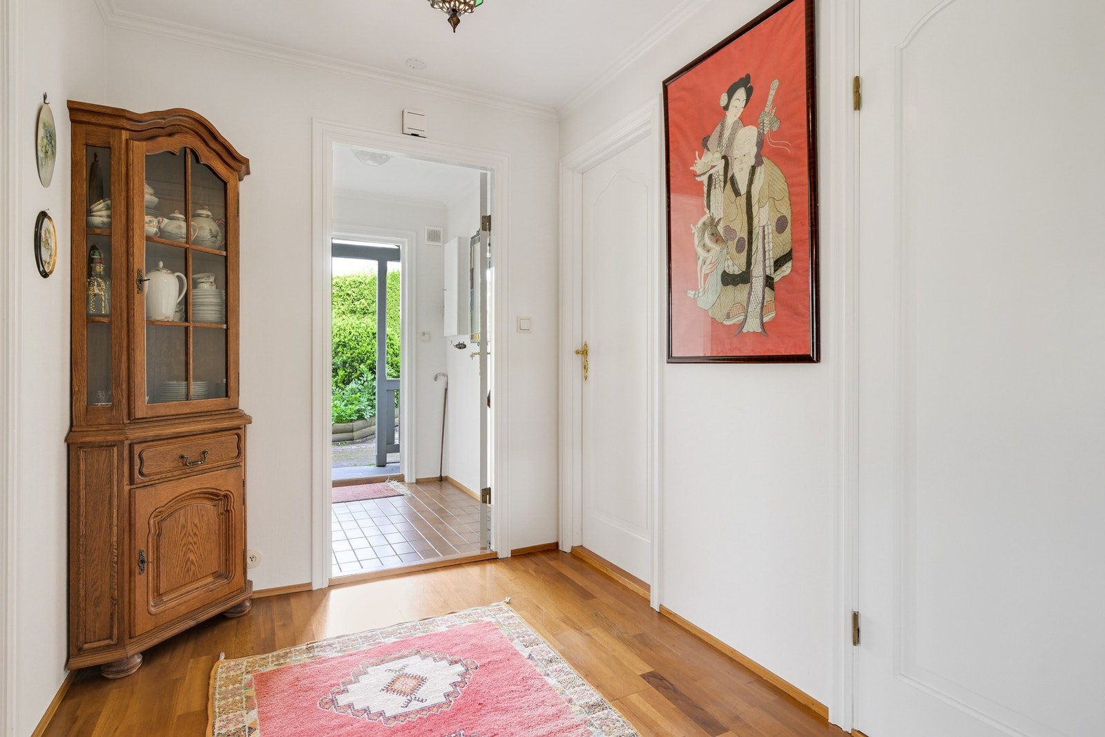 Hall og gang inngangsparti. Galleribilde