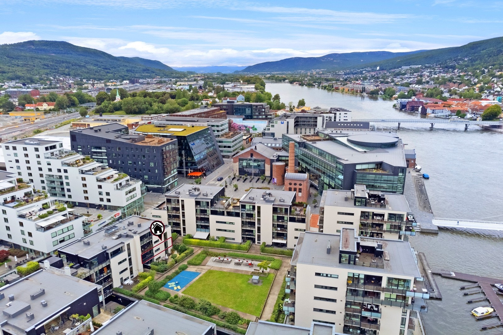Union Brygge er en av byens mest attraktive boligområder rett ved elva og tett på Drammen sentrum Galleribilde
