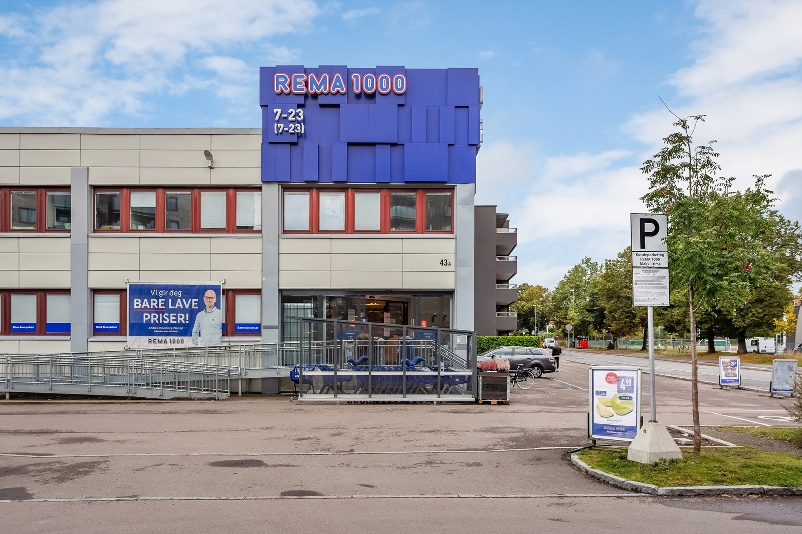 REMA 1000 Hovin. Galleribilde